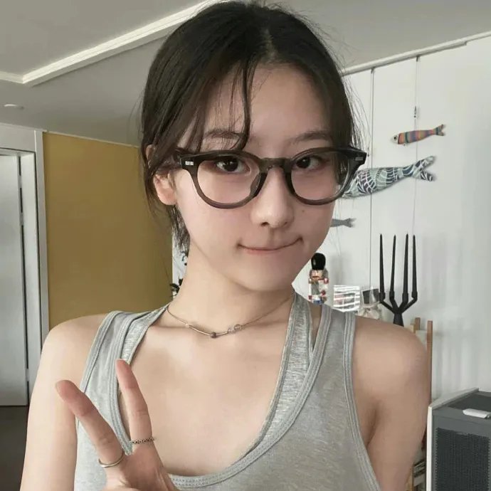 左轮手枪莉莉